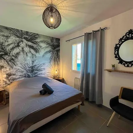 La De Sofi Cosy Piscine 8pp