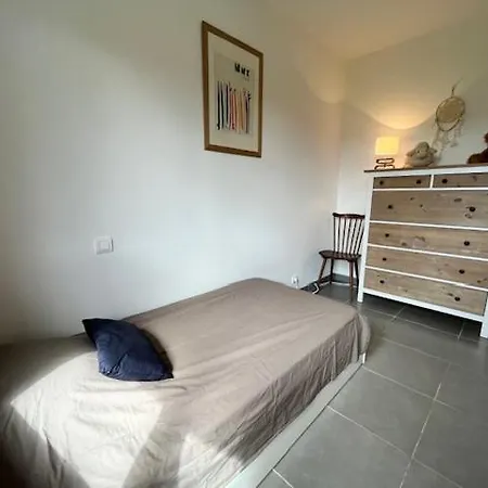 La De Sofi Cosy Piscine 8pp Villa *