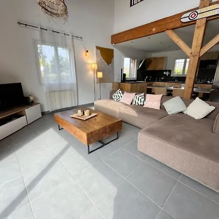 Villa La De Sofi Cosy Piscine 8 Pers *